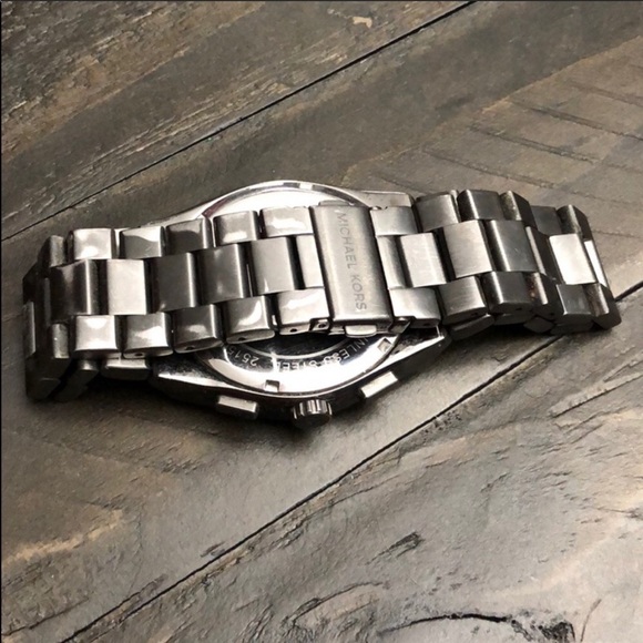 Men’s Michael Kors Watch - Picture 3 of 4